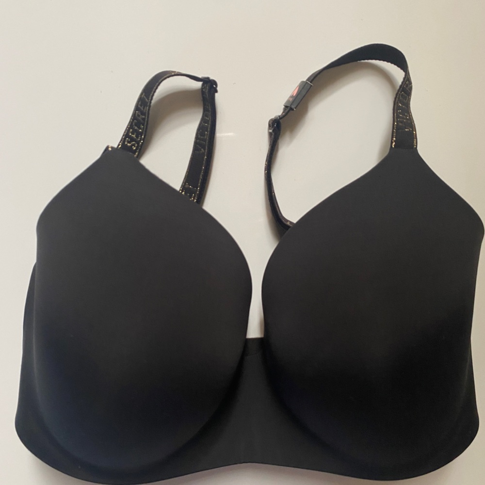 NWT Victoria’s Secret Lightly Lined Wireless T-Shirt Bra - Picture 3 of 10